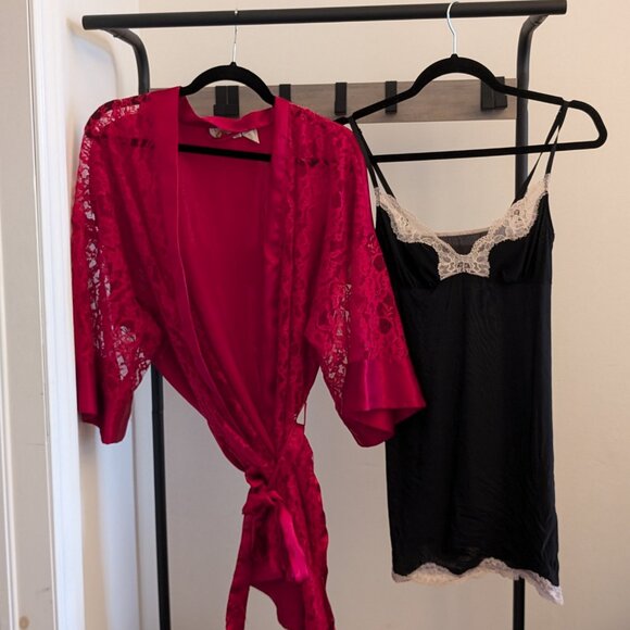 Vintage Lingerie Set — Lace Victoria Secret Robe + Silky Nightgown / Negligee - Picture 1 of 3